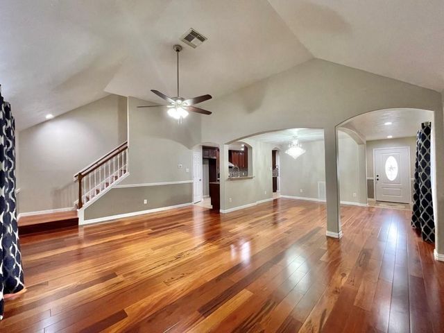 8227 Prairie Wind Lane Lane, Houston, TX 77040
