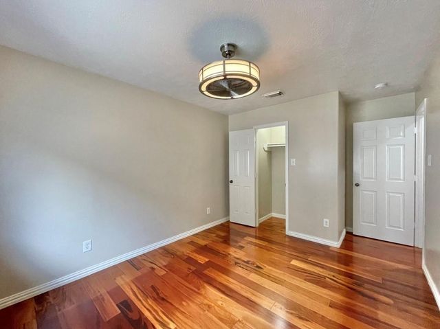 8227 Prairie Wind Lane Lane, Houston, TX 77040