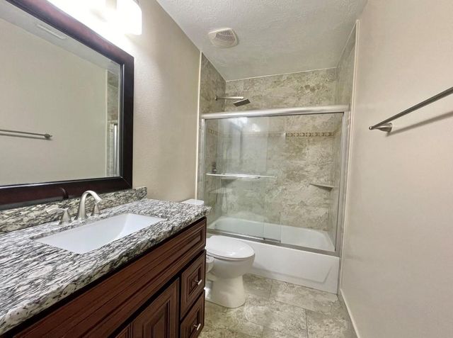 8227 Prairie Wind Lane Lane, Houston, TX 77040