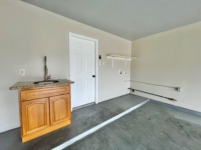 8227 Prairie Wind Lane Lane, Houston, TX 77040