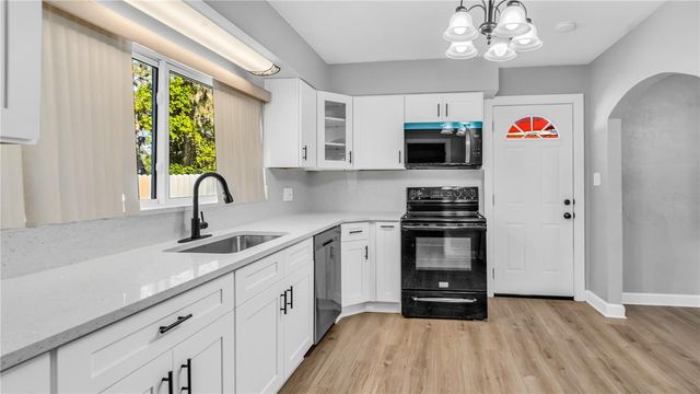 11912 MCMULLEN LOOP, Riverview, FL 33569