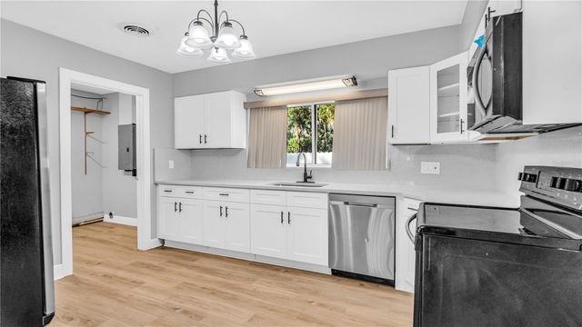 11912 MCMULLEN LOOP, Riverview, FL 33569