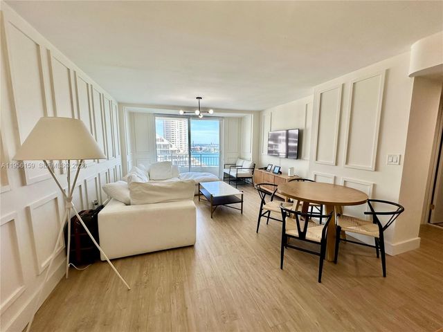 770 Claughton Island Dr PH-9, Miami, FL 33131