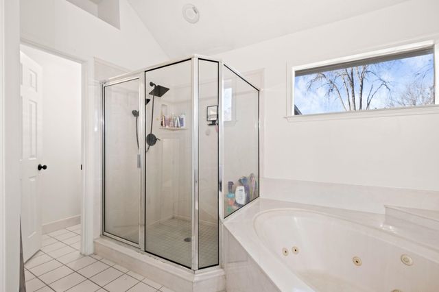 6336 WASSER CV, Bartlett, TN 38135