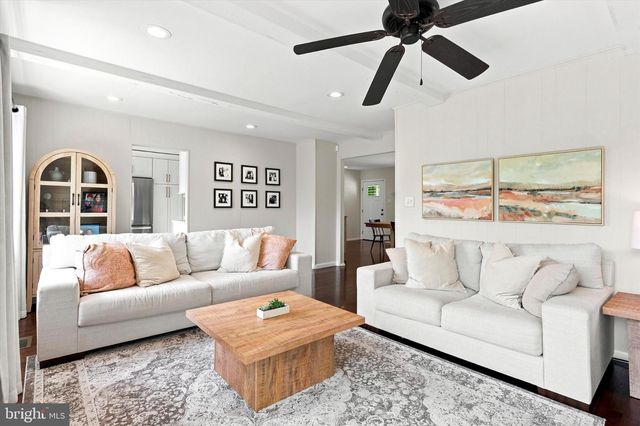 436 VALLEY RUN DR, Cherry Hill, NJ 08002