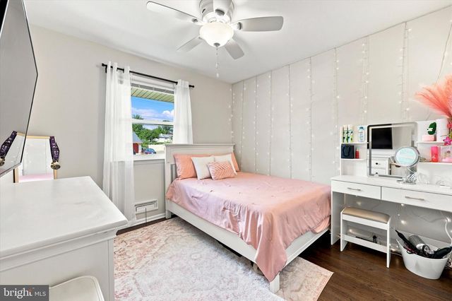 436 VALLEY RUN DR, Cherry Hill, NJ 08002