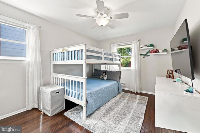 436 VALLEY RUN DR, Cherry Hill, NJ 08002