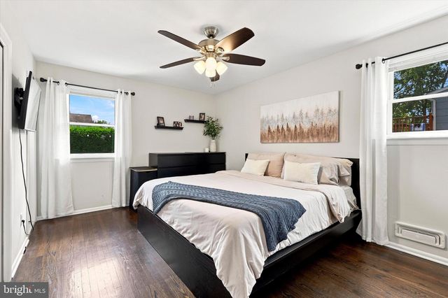 436 VALLEY RUN DR, Cherry Hill, NJ 08002