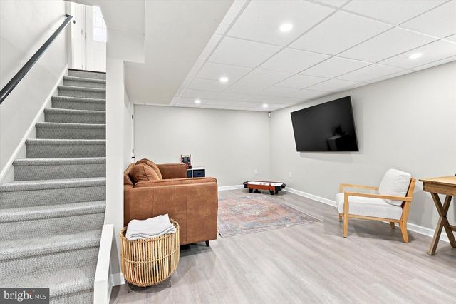 436 VALLEY RUN DR, Cherry Hill, NJ 08002