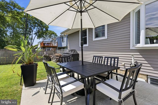 436 VALLEY RUN DR, Cherry Hill, NJ 08002