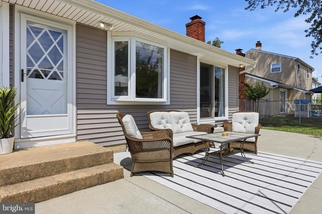 436 VALLEY RUN DR, Cherry Hill, NJ 08002