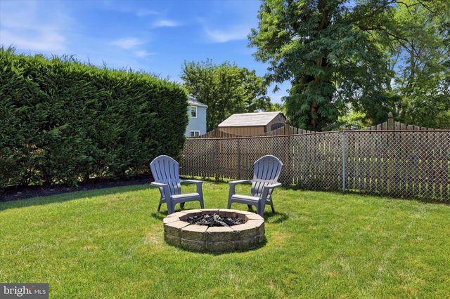 436 VALLEY RUN DR, Cherry Hill, NJ 08002