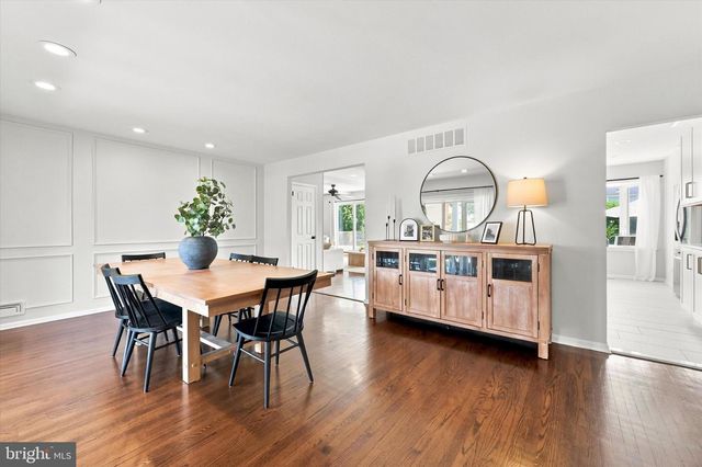 436 VALLEY RUN DR, Cherry Hill, NJ 08002