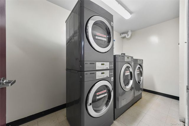 15038 Union Turnpike 3A, Kew Garden Hills, NY 11367