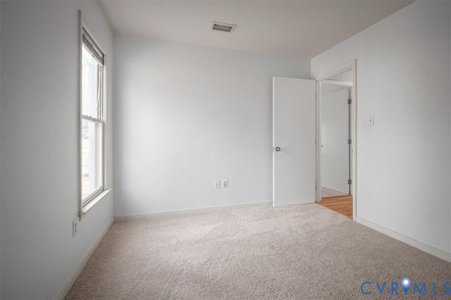 6924 Velvet Antler Dr, Midlothian, VA 23112