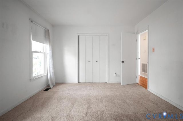 6924 Velvet Antler Dr, Midlothian, VA 23112