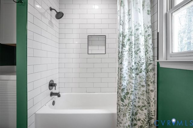 6924 Velvet Antler Dr, Midlothian, VA 23112