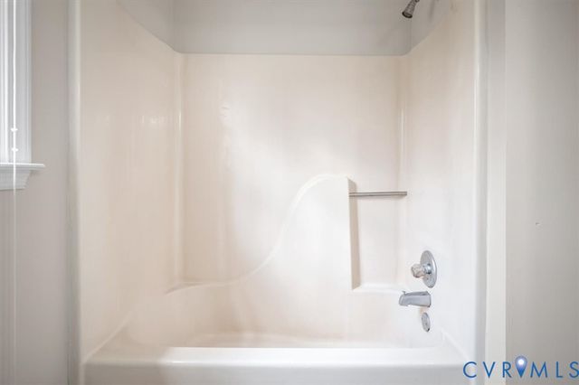 6924 Velvet Antler Dr, Midlothian, VA 23112