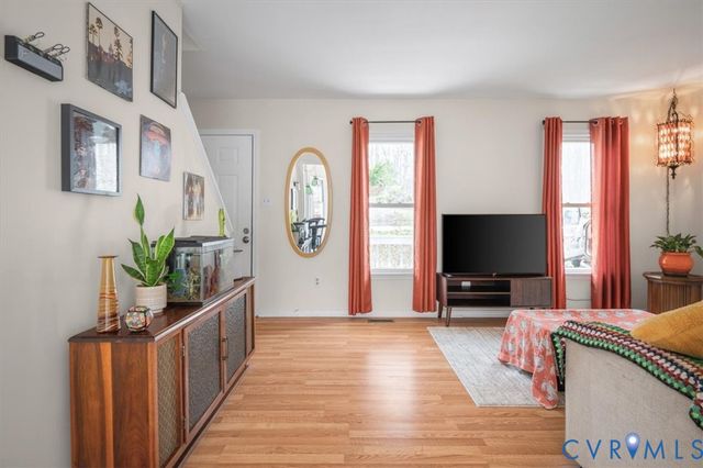 6924 Velvet Antler Dr, Midlothian, VA 23112