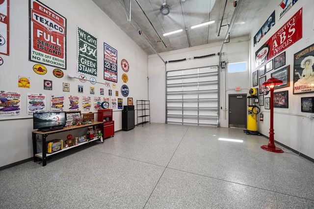2051 GANDY BOULEVARD N 304, St Petersburg, FL 33702