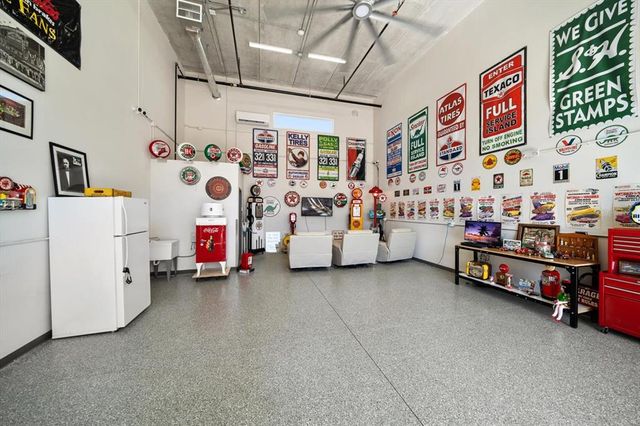 2051 GANDY BOULEVARD N 304, St Petersburg, FL 33702