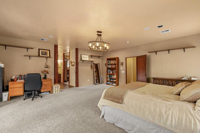 448 Ferry Road, Grants Pass, OR 97526