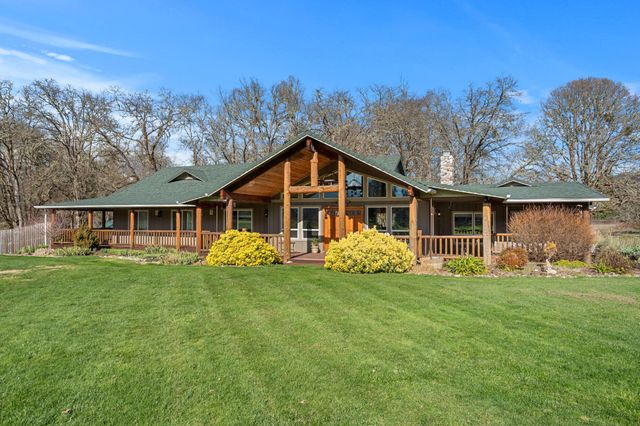 448 Ferry Road, Grants Pass, OR 97526