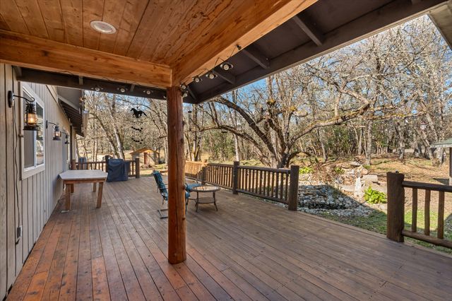 448 Ferry Road, Grants Pass, OR 97526