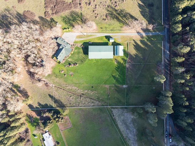 448 Ferry Road, Grants Pass, OR 97526