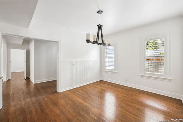 211 College, San Antonio, TX 78209