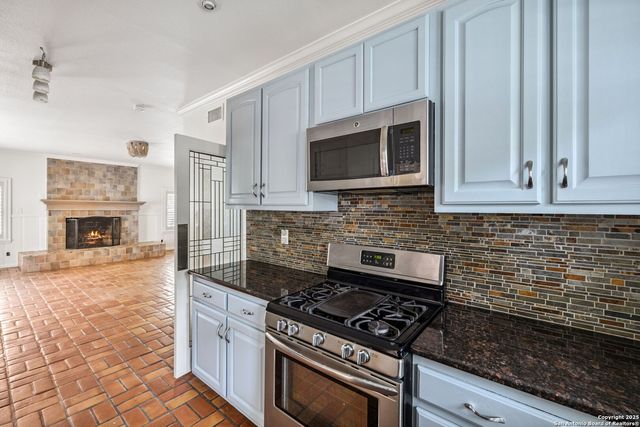 211 College, San Antonio, TX 78209