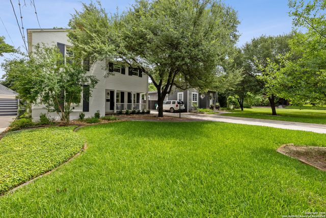 211 College, San Antonio, TX 78209