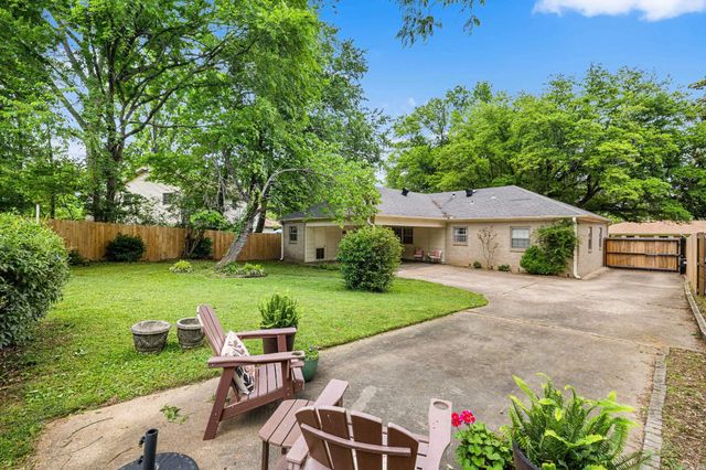 44 Warwick Road, Little Rock, AR 72205
