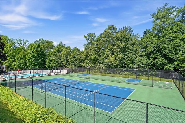 15 Park Drive, Mount Kisco, NY 10549