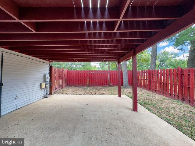 7435 SHADY GLEN TER, Capitol Heights, MD 20743