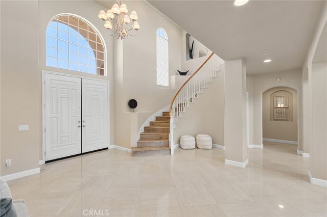 4068 Shady Ridge Circle, Corona, CA 92881