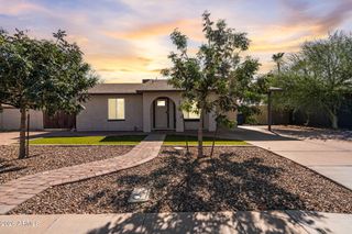 2802 N PENNINGTON Drive, Chandler, AZ 85224
