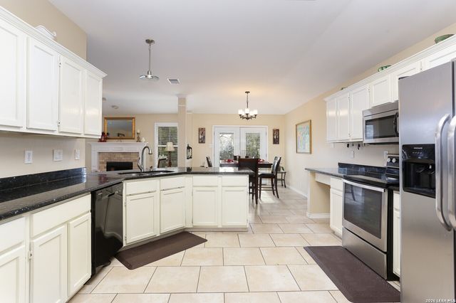 5858 Creekway, San Antonio, TX 78247