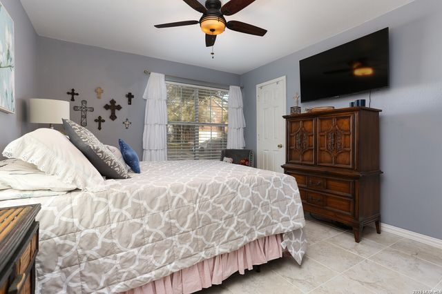 5858 Creekway, San Antonio, TX 78247