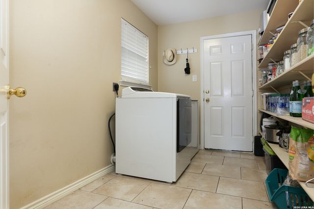 5858 Creekway, San Antonio, TX 78247