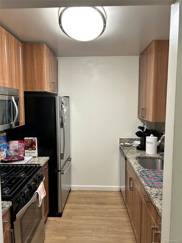 125 Parkway Road 1220, Bronxville, NY 10708