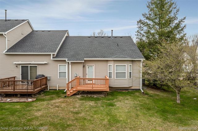 3561 Grove Lane, Auburn Hills, MI 48326