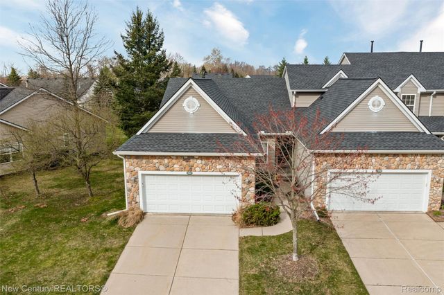 3561 Grove Lane, Auburn Hills, MI 48326