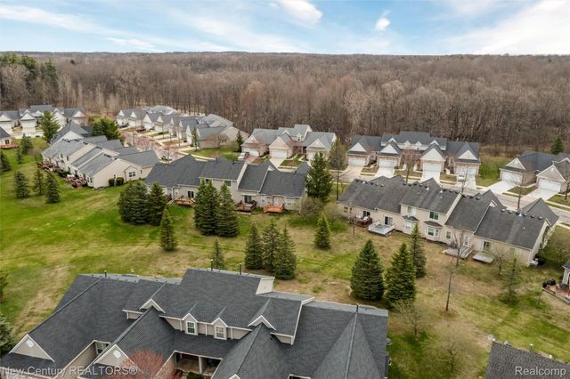 3561 Grove Lane, Auburn Hills, MI 48326