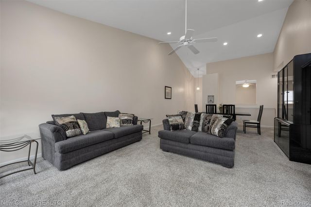 3561 Grove Lane, Auburn Hills, MI 48326