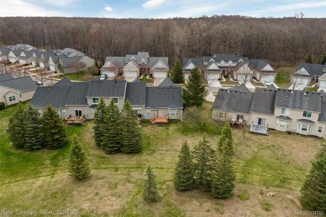 3561 Grove Lane, Auburn Hills, MI 48326
