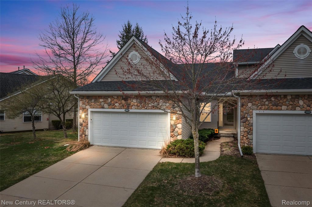 3561 Grove Lane, Auburn Hills, MI 48326