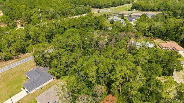 1320 W Sorrento Drive, Citrus Springs, FL 34434