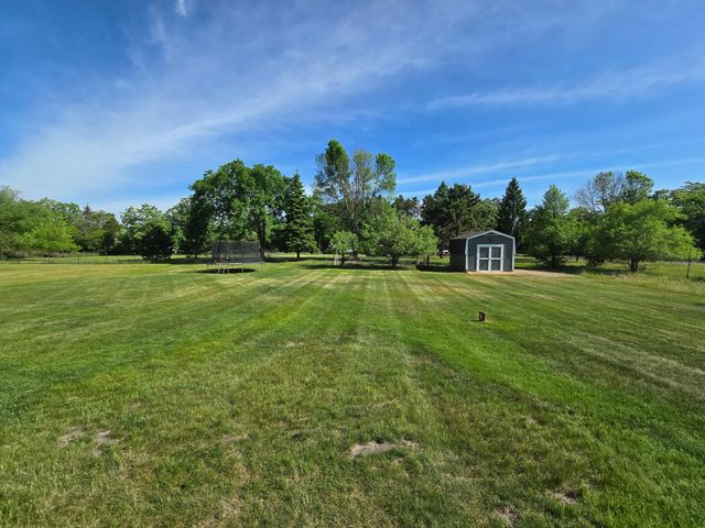 18470 91st Street SE, Becker, MN 55308