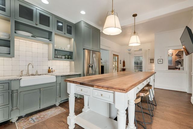 4710 Swiss Avenue, Dallas, TX 75204